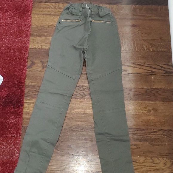 Jeans - Picture 3 of 4